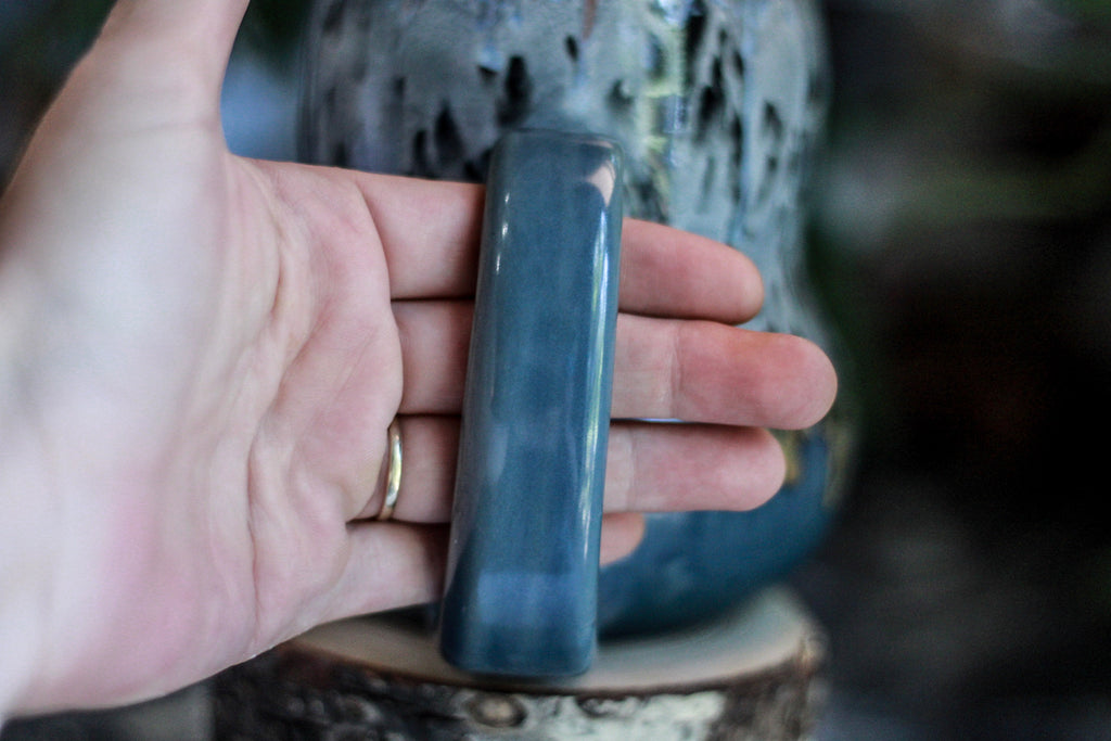 07-E PROTOTYPE Textured Gourd Mug, 28 oz.
