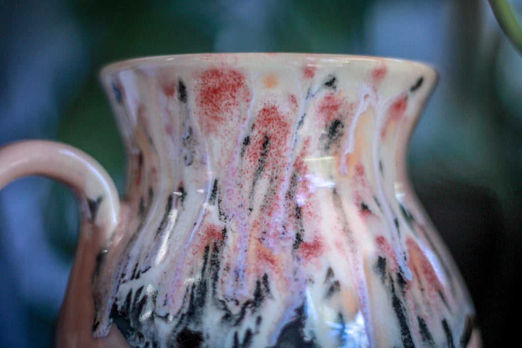 02-D Granny's Lace Flared Mug, 21 oz.