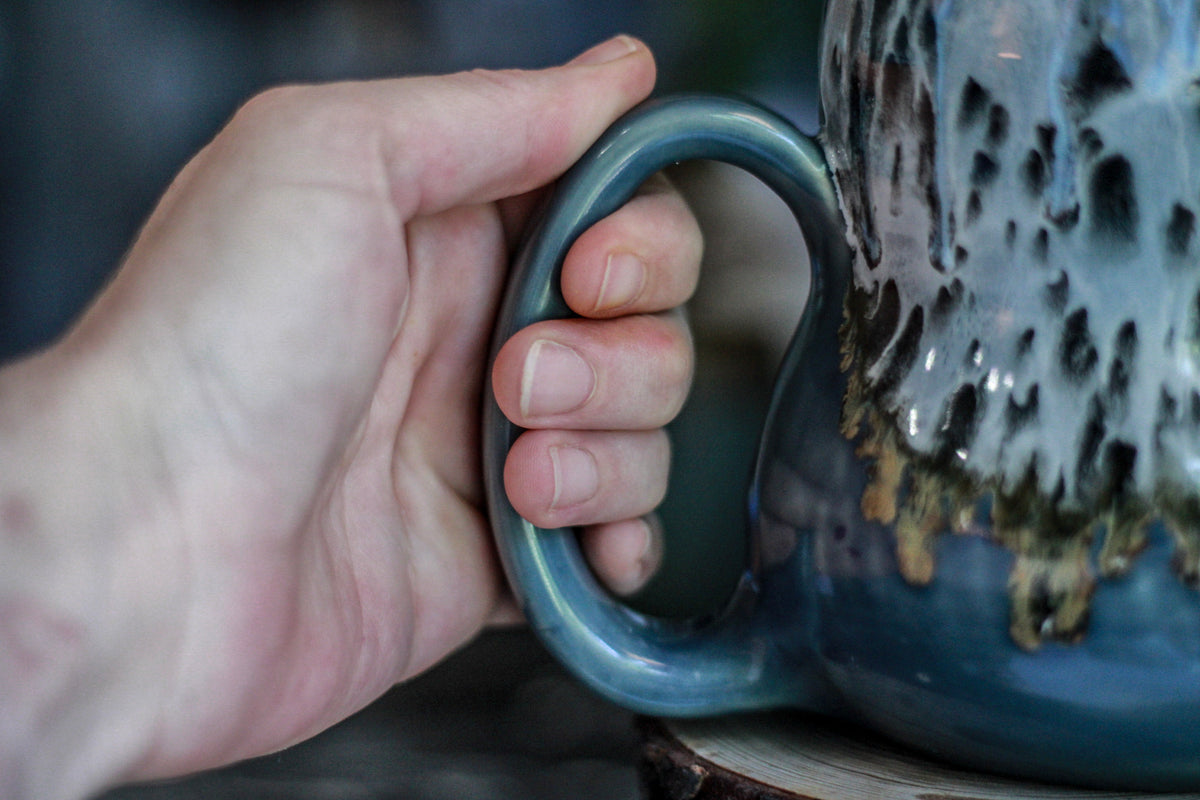 07-E PROTOTYPE Textured Gourd Mug, 28 oz.