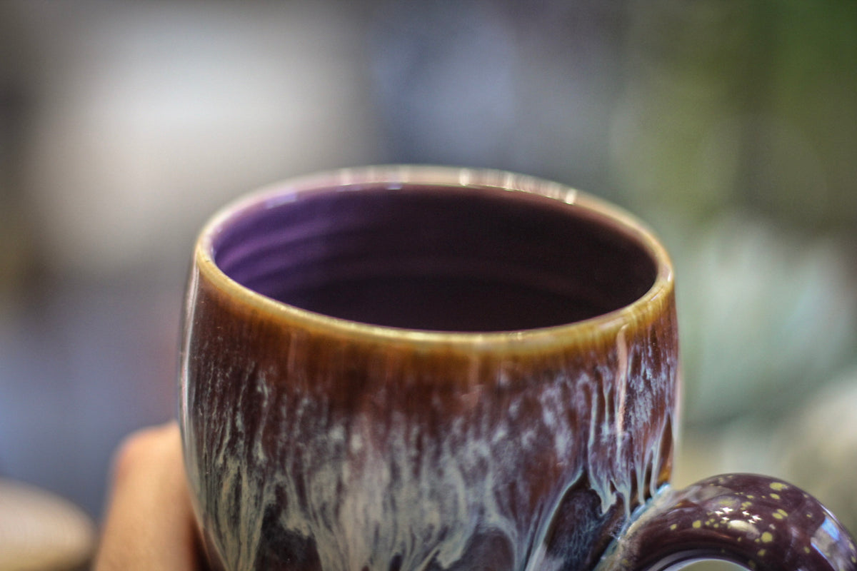 07-D New Wave Acorn Gourd Mug - TOP SHELF MISFIT, 18 oz.