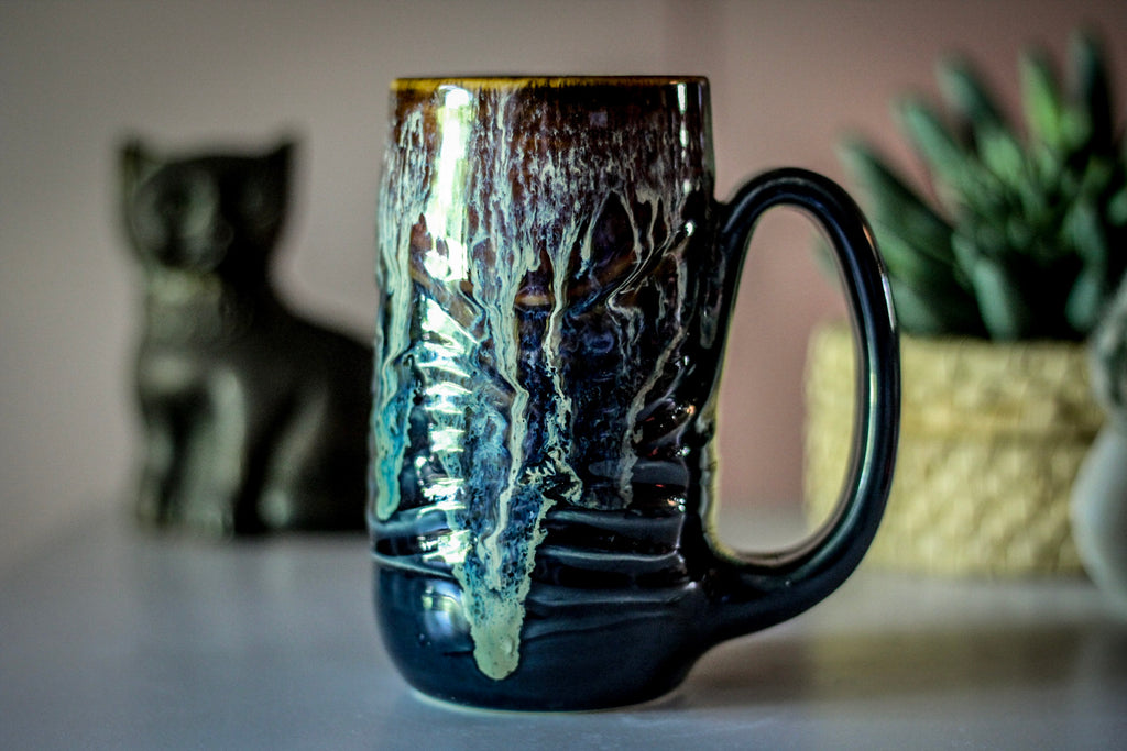 09-D New Wave Textured Stein Mug - MISFIT, 14 oz. - 10% off