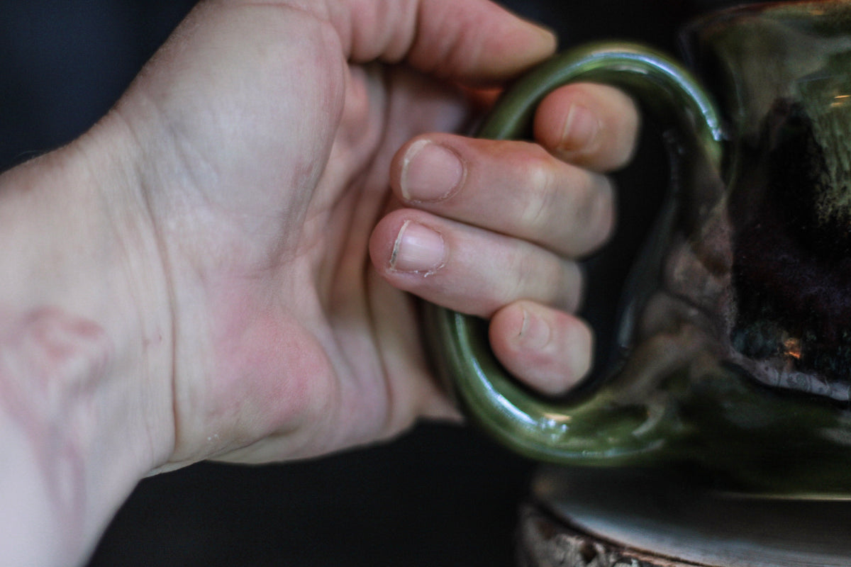 07-D PROTOTYPE Barely Flared Mug, 17 oz.