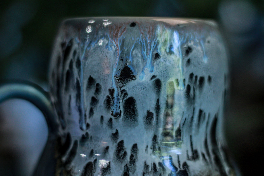 07-E PROTOTYPE Textured Gourd Mug, 28 oz.