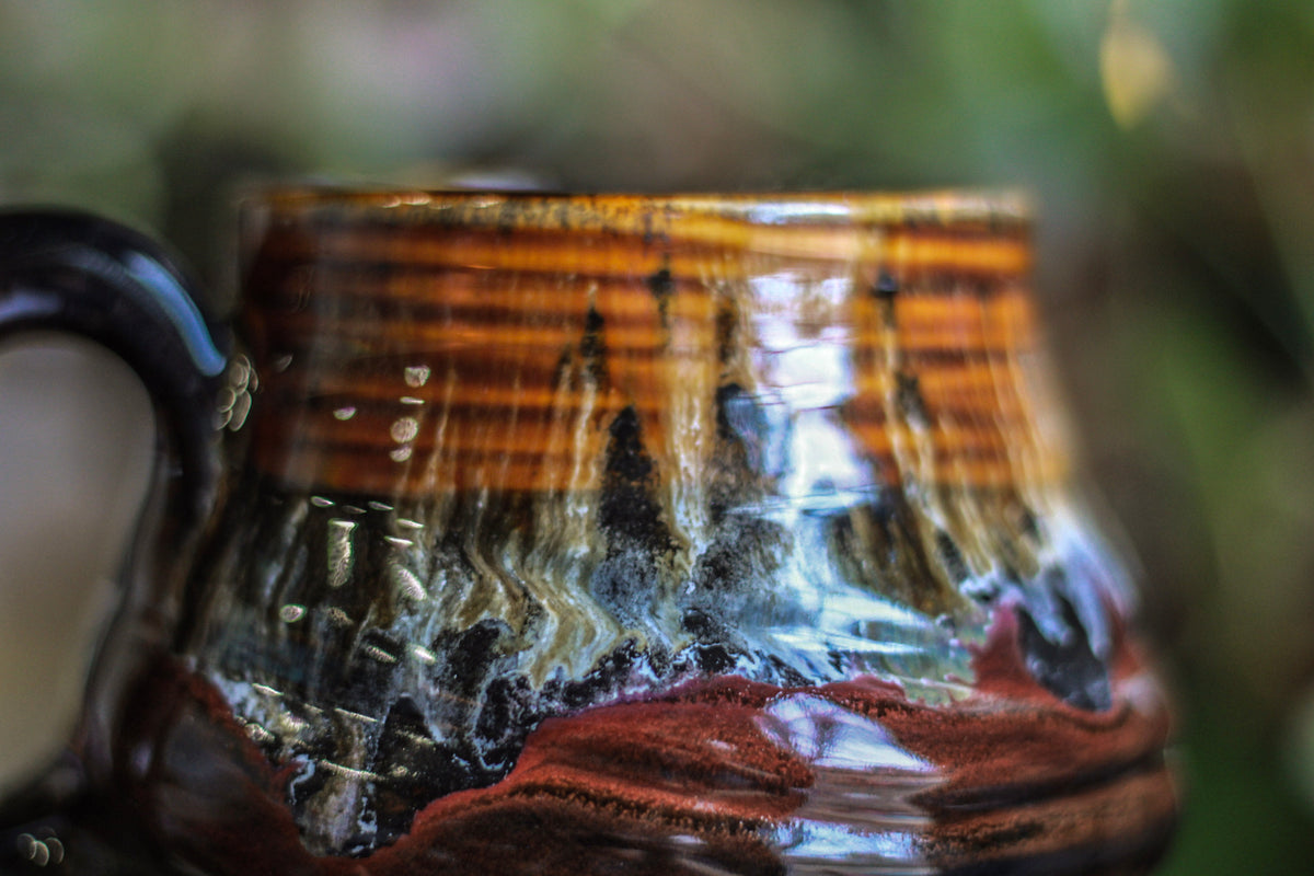 09-D Molten Rainbow Cheetah Variation Textured Mug, 19 oz.
