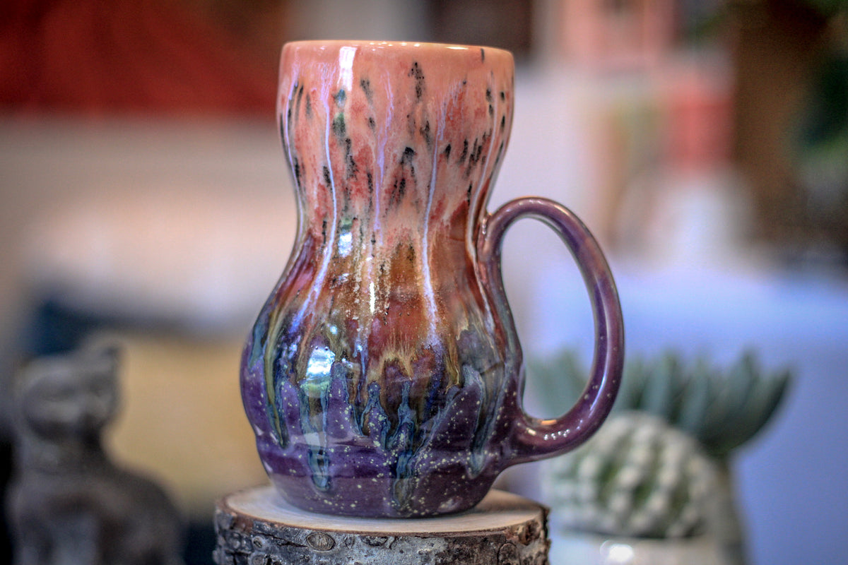 08-B Coral Mountain Meadow Gourd Acorn Mug - TOP SHELF, 22 oz.