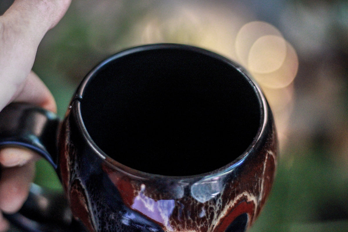 15-D Scarlet Grotto Notched Gourd Mug - MISFIT, 17 oz. - 40% off