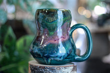 Load image into Gallery viewer, 09-C Coleus Variation Notched Gourd Acorn Mug, 22 oz.