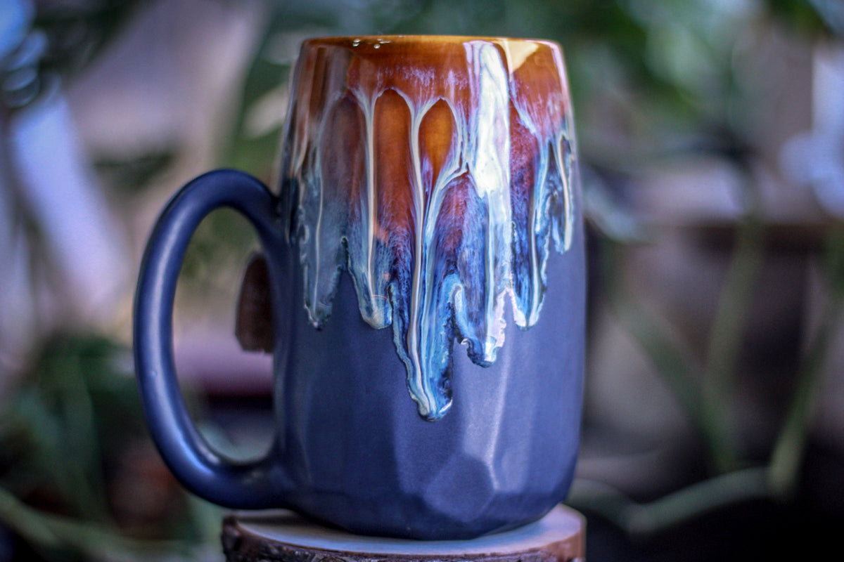 08-D New Wave Notched Crystal Mug, 25 oz.