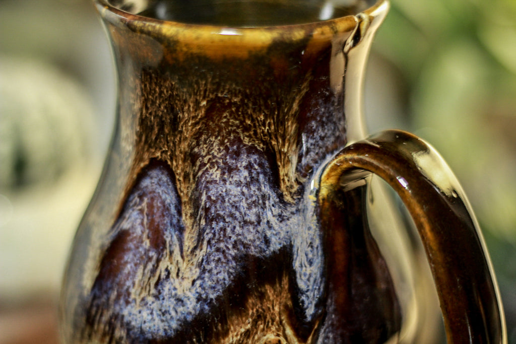 34-E Molten Beauty Barely Flared Notched Mug, 20 oz.