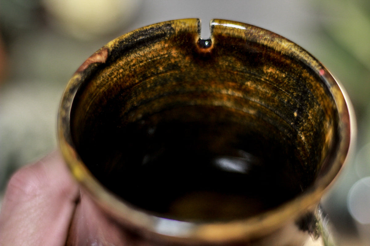 34-E Molten Beauty Barely Flared Notched Mug, 20 oz.