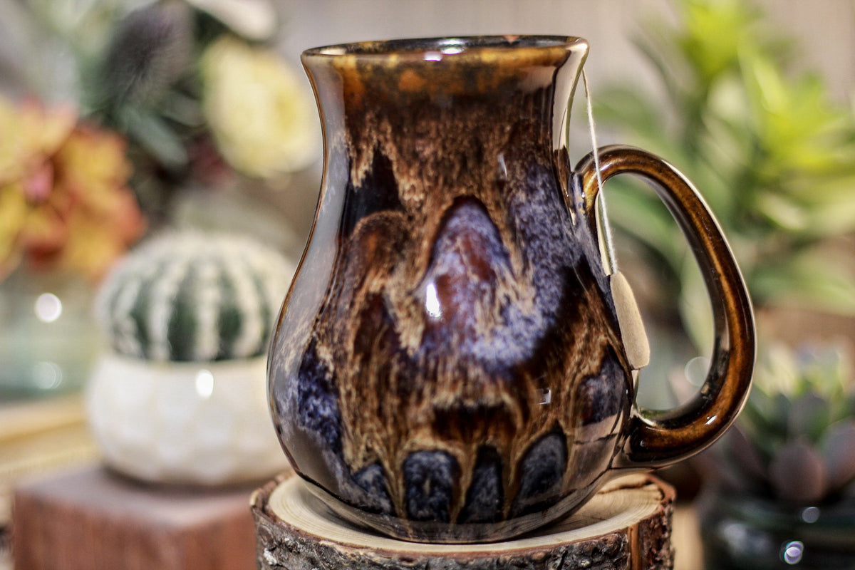 34-E Molten Beauty Barely Flared Notched Mug, 20 oz.