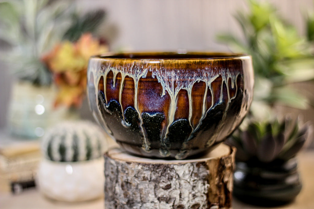 08-D New Wave/Rainbow Grotto Bowl, 31 oz.