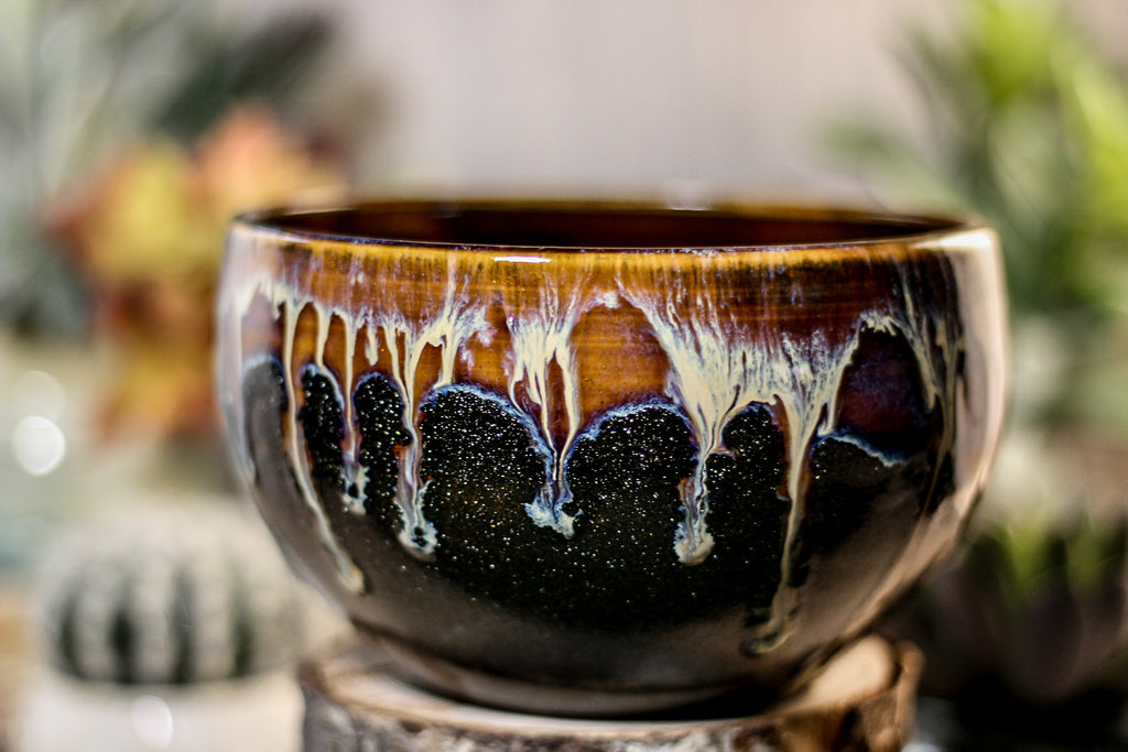 08-D New Wave/Rainbow Grotto Bowl, 31 oz.