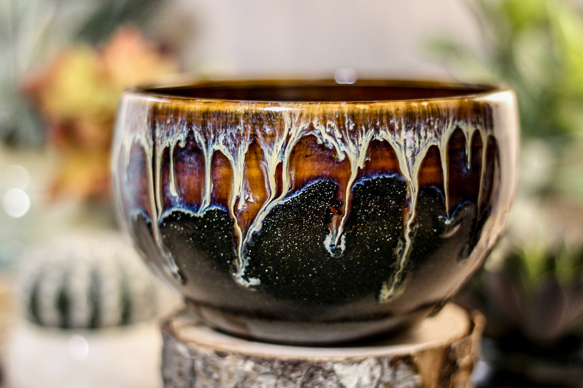 08-D New Wave/Rainbow Grotto Bowl, 31 oz.