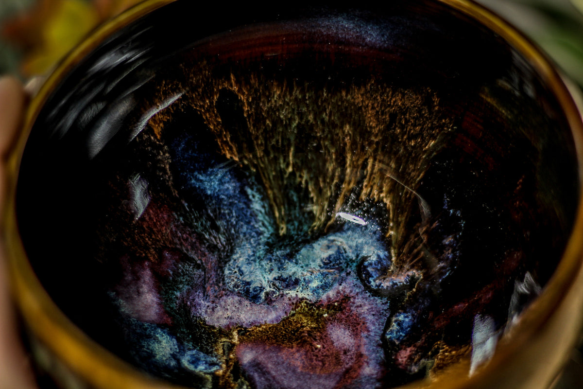 08-D New Wave/Rainbow Grotto Bowl, 31 oz.
