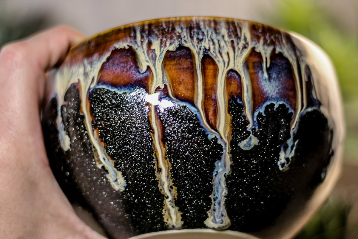 08-D New Wave/Rainbow Grotto Bowl, 31 oz.