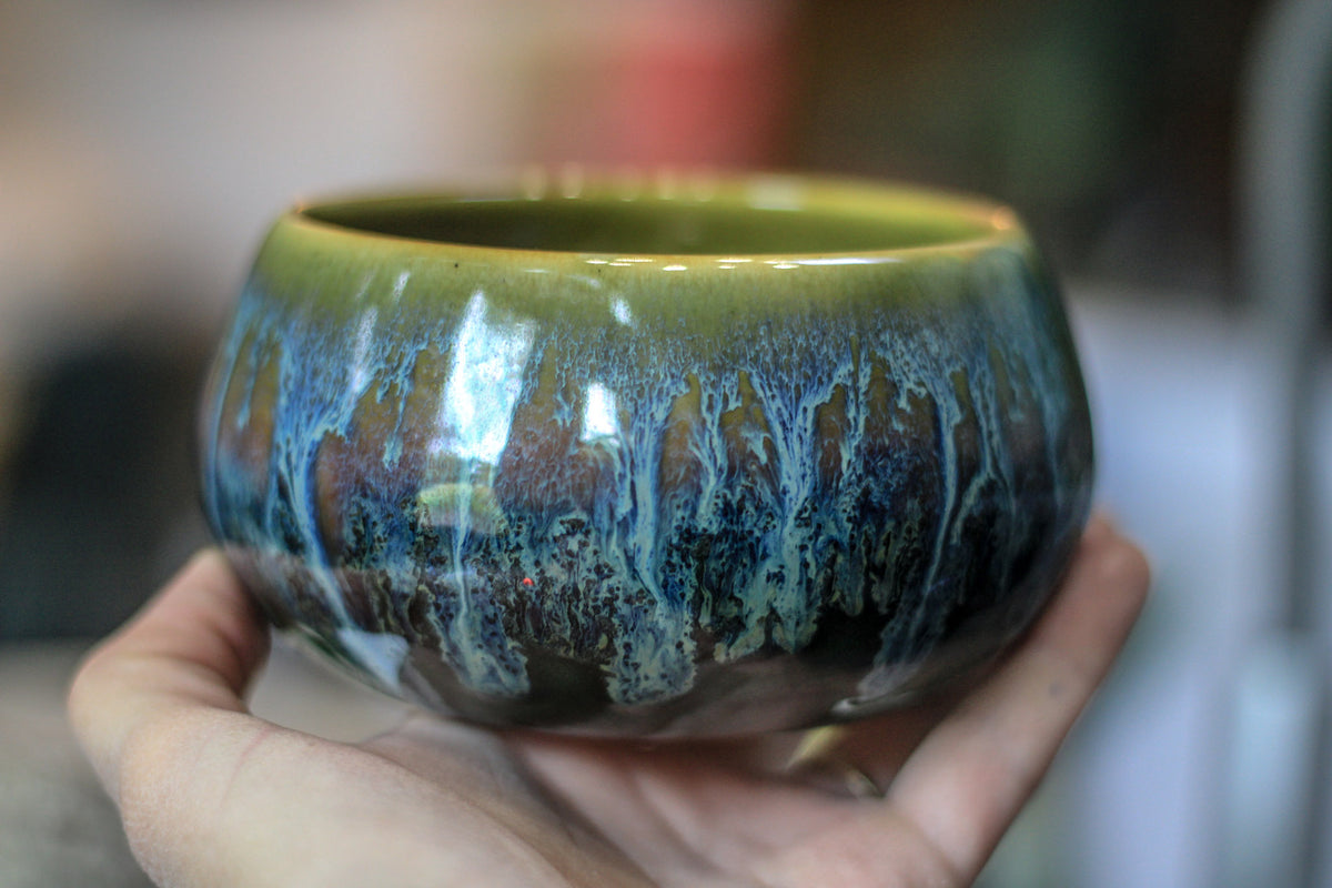 13-A Mossy Wave Hermit Set, 11 oz. cup/ 14 oz. bowl
