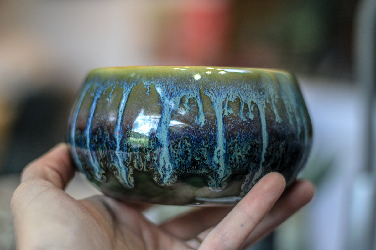 13-A Mossy Wave Hermit Set, 11 oz. cup/ 14 oz. bowl