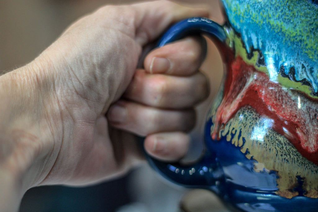 18-B Grotto Variation Gourd Acorn Mug, 18 oz.