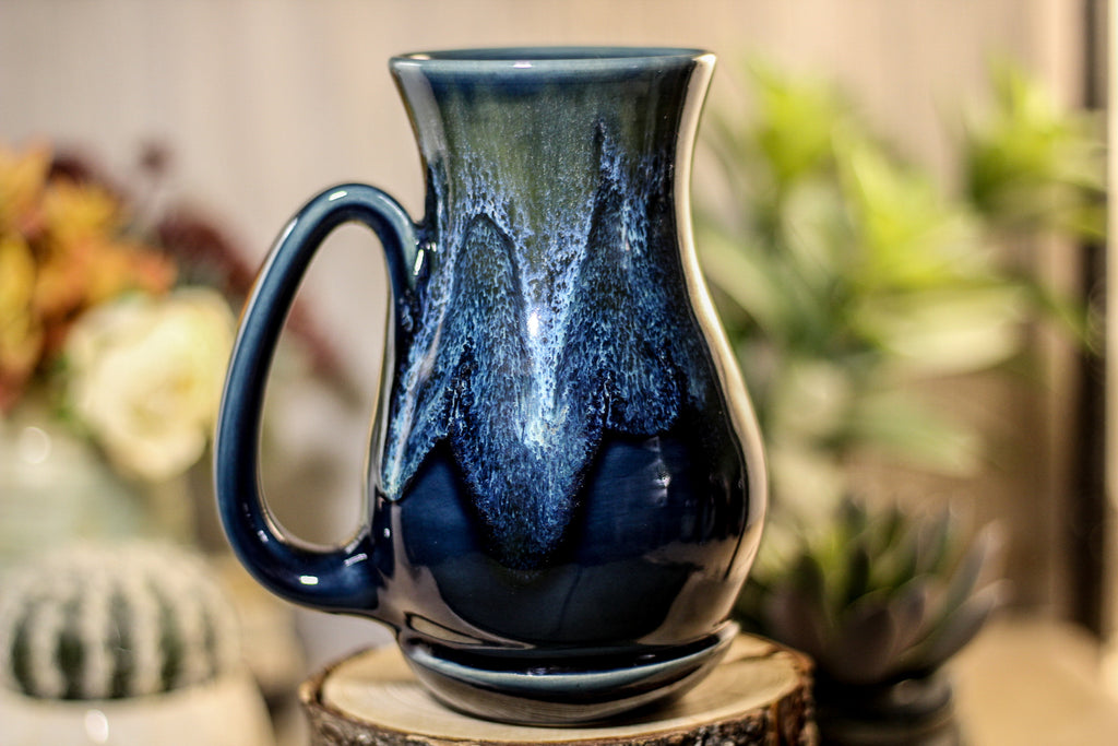 34-E Astral Wave Barely Flared Acorn Mug, 17 oz.