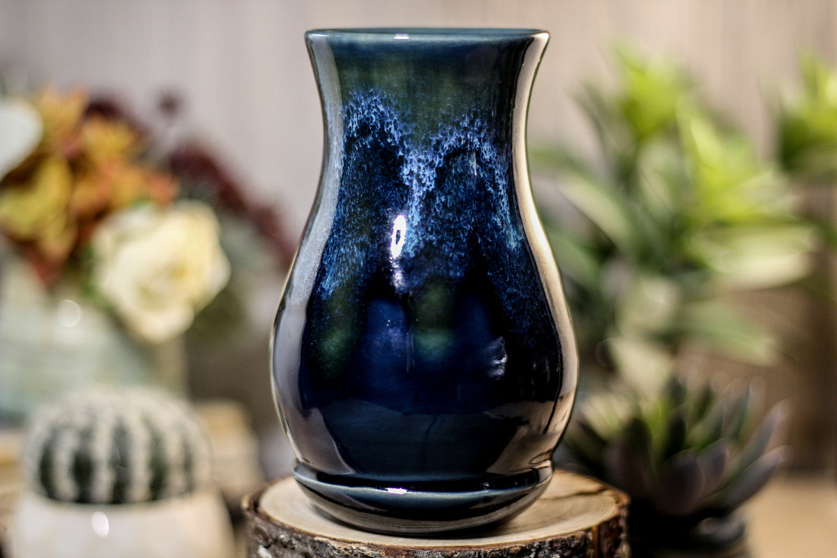 34-E Astral Wave Barely Flared Acorn Mug, 17 oz.