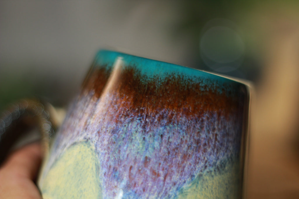 09-D Electric Wave Notched Mug, 16 oz
