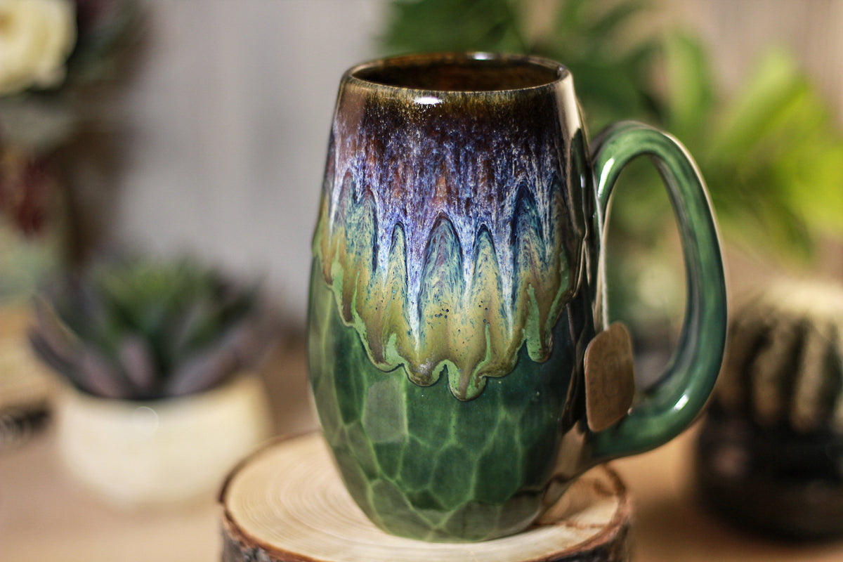 10-D Electric Falls Notched Mug - MISFIT, 15 oz. - 10% off
