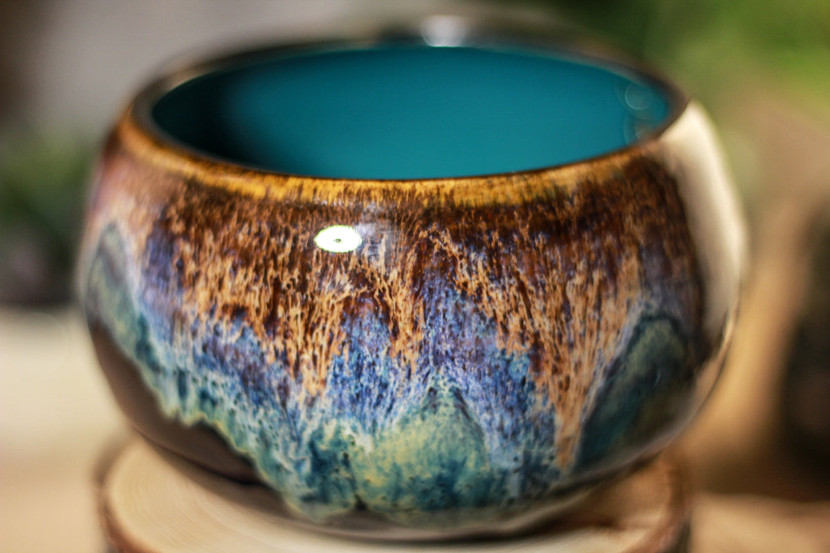 13-D Electric Wave Yarn Bowl - MISFIT, 10% off