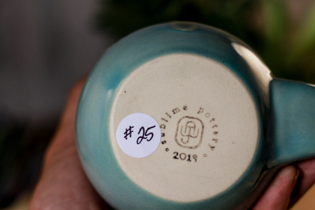 25-E Atlantean Jade Barely Flared Notched Mug, 15 oz