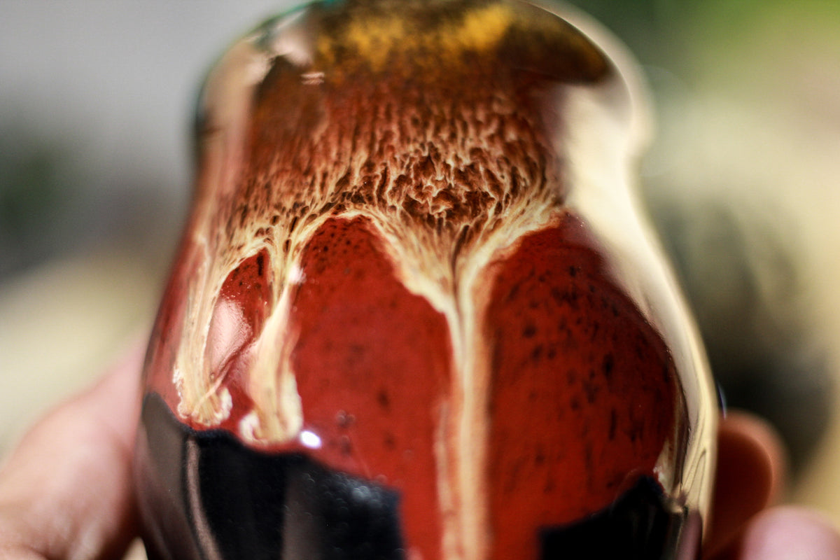 34-E Molten Cavern Beer Cup, 12 oz.