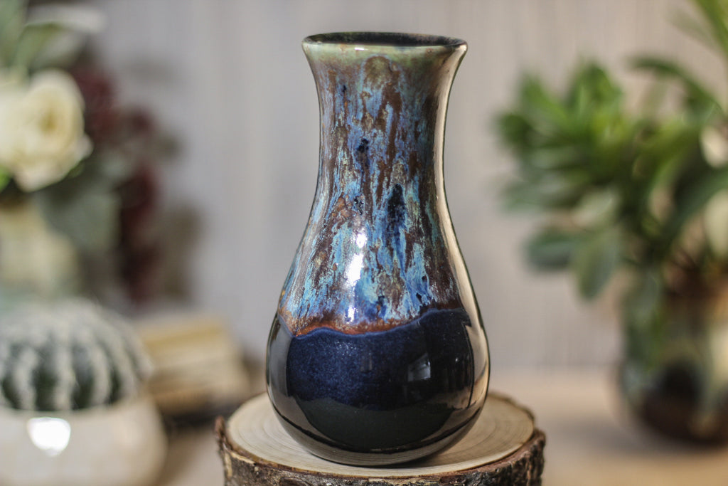 09-P Vase