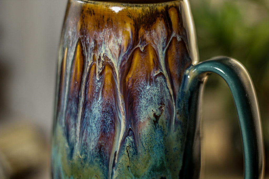 15-C Electric Falls Crystal Mug, 21 oz.