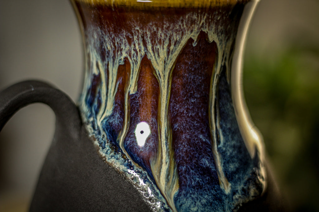 17-D New Wave Barely Flared Mug - TOP SHELF, 29 oz.