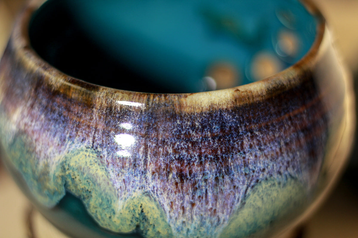 11-D Electric Wave Yarn Bowl - MISFIT, 10% off