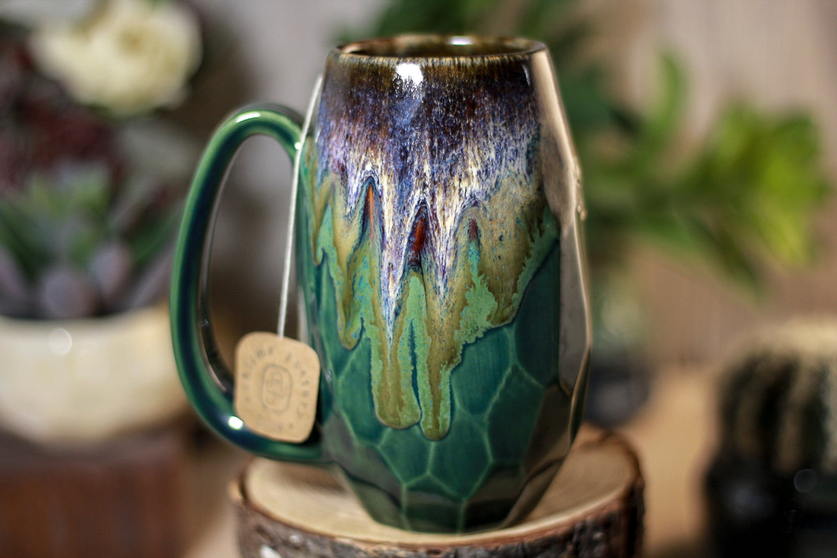 14-C Electric Falls Notched Crystal Mug - TOP SHELF, 14 oz