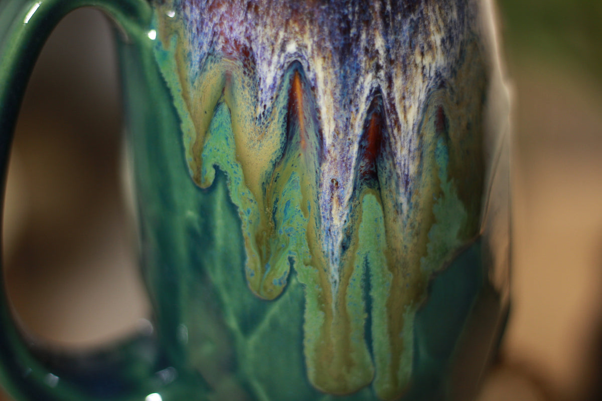 14-C Electric Falls Notched Crystal Mug - TOP SHELF, 14 oz