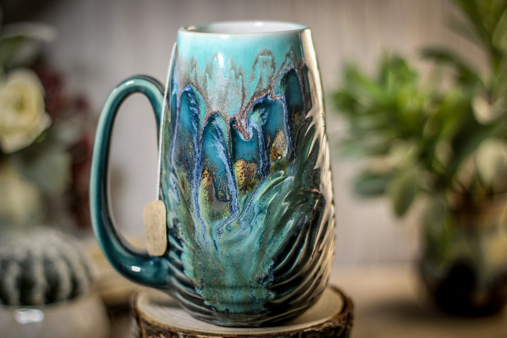 28-B Blue Lagoon Textured Notched Mug - MISFIT, 19 oz. - 20% off
