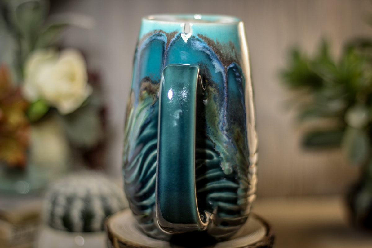 28-B Blue Lagoon Textured Notched Mug - MISFIT, 19 oz. - 20% off