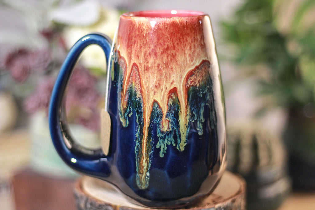 31-C Lava Falls Notched Crystal Mug - TOP SHELF, 12 oz