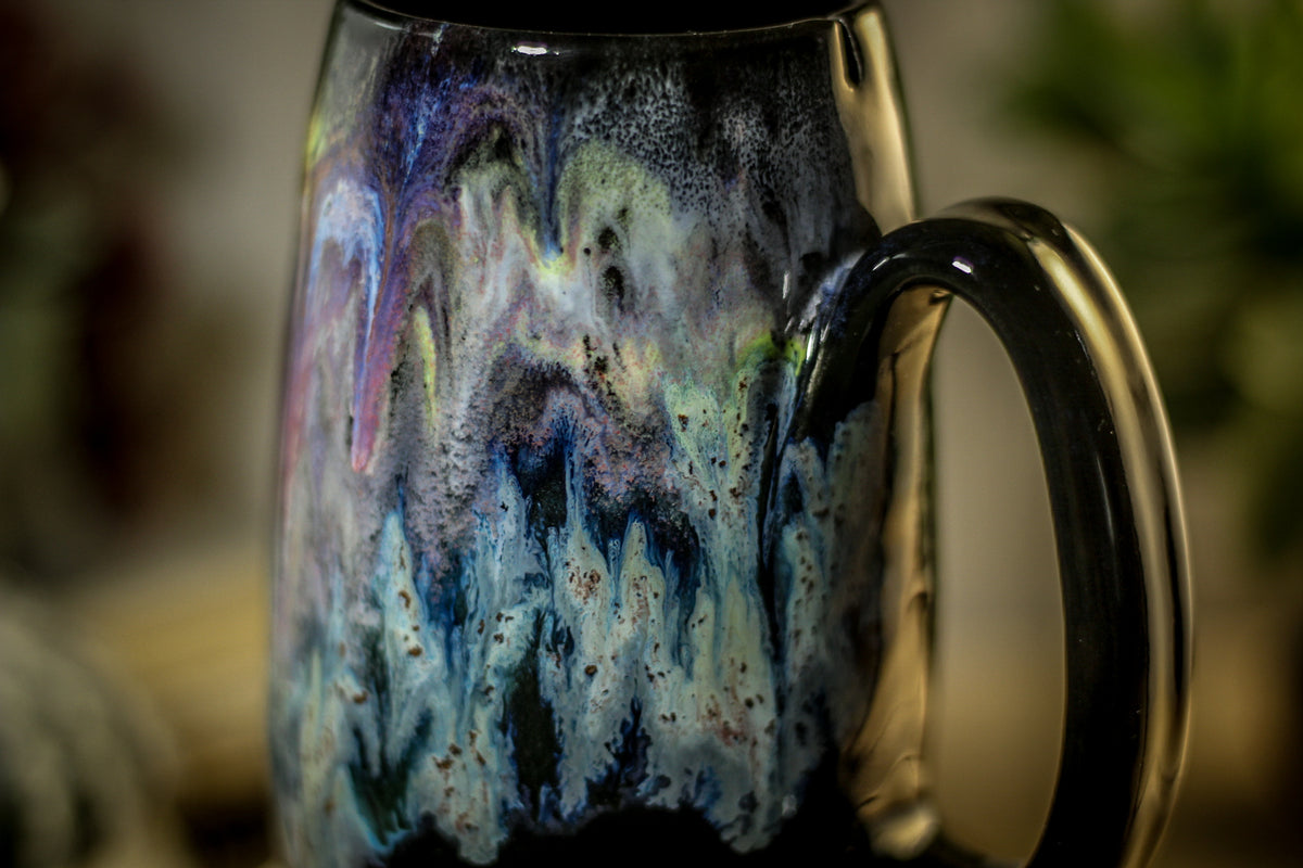 46-D PROTOTYPE Notched Crystal Mug, 17 oz.
