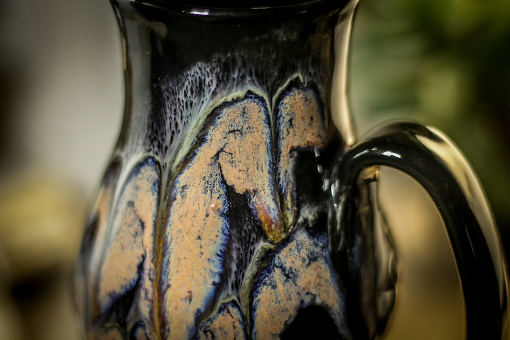 44-E Amethyst Grotto Variation Barely Flared Acorn Mug, 20 oz.