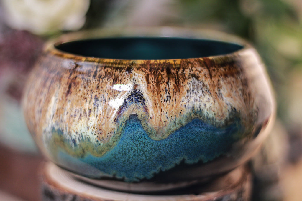 10-P Molten Electric Falls Bowl, 20 oz.