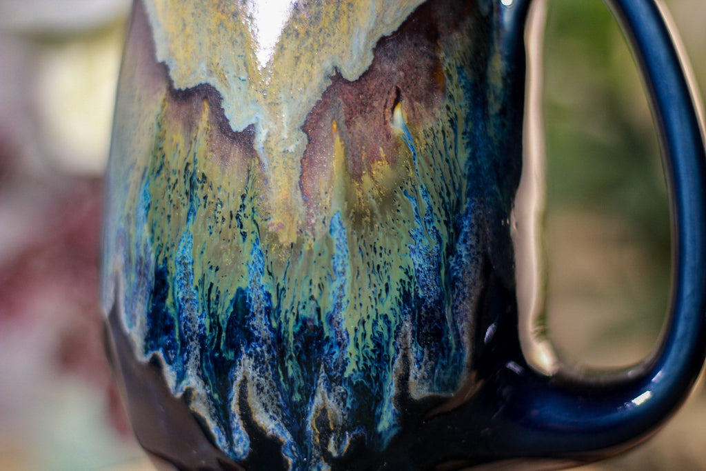 05-B Copper Agate Notched Crystal Mug - TOP SHELF, 14 oz.
