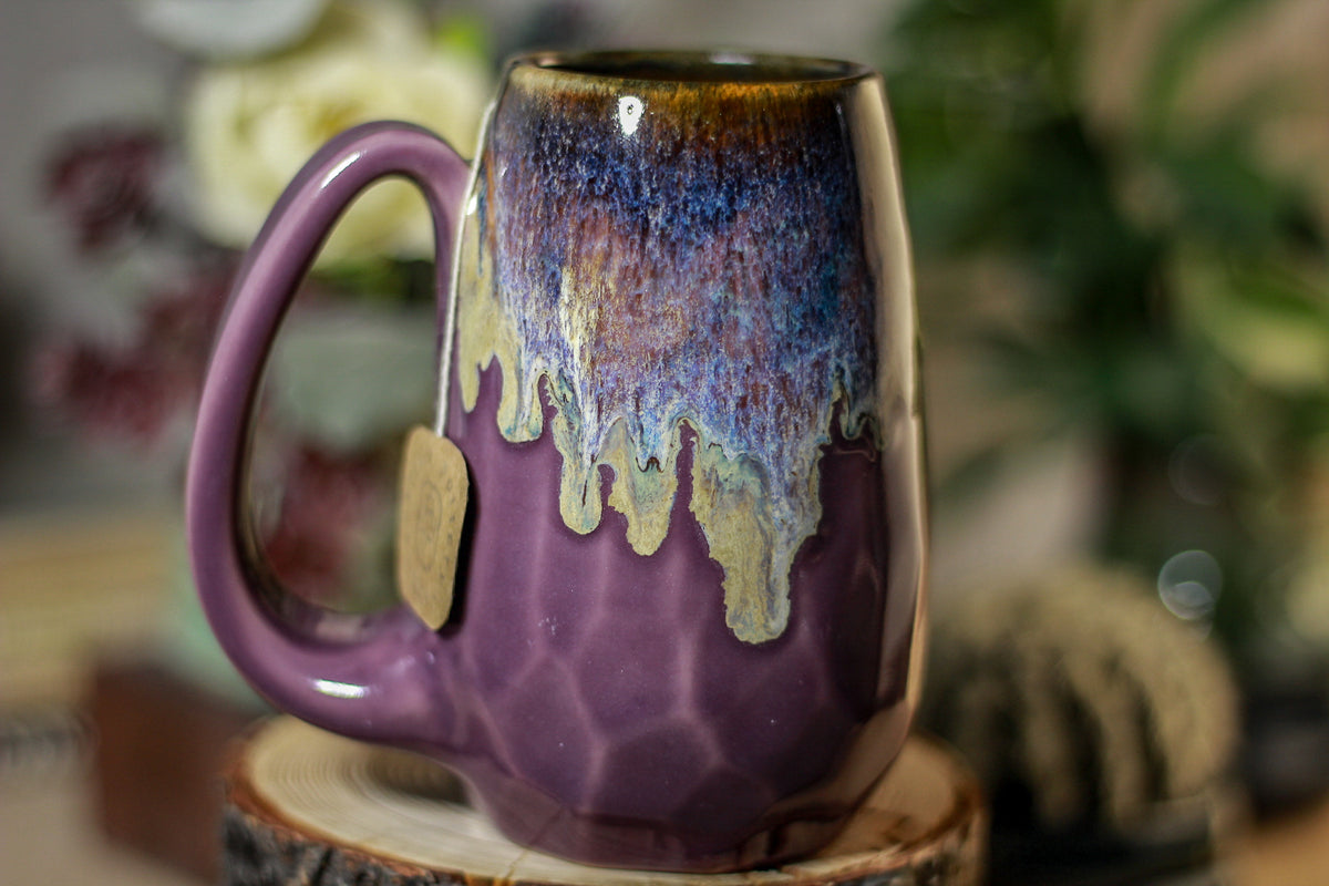 15-D Electric Wave Notched Crystal Mug, 16 oz