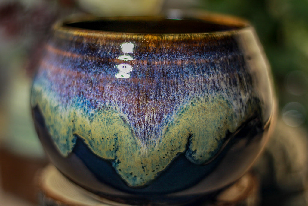 20-D Electric Wave Bowl, 22 oz.