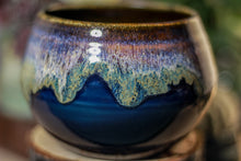 Load image into Gallery viewer, 20-D Electric Wave Bowl, 22 oz.