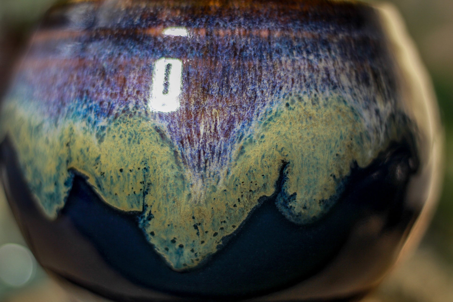20-D Electric Wave Bowl, 22 oz.