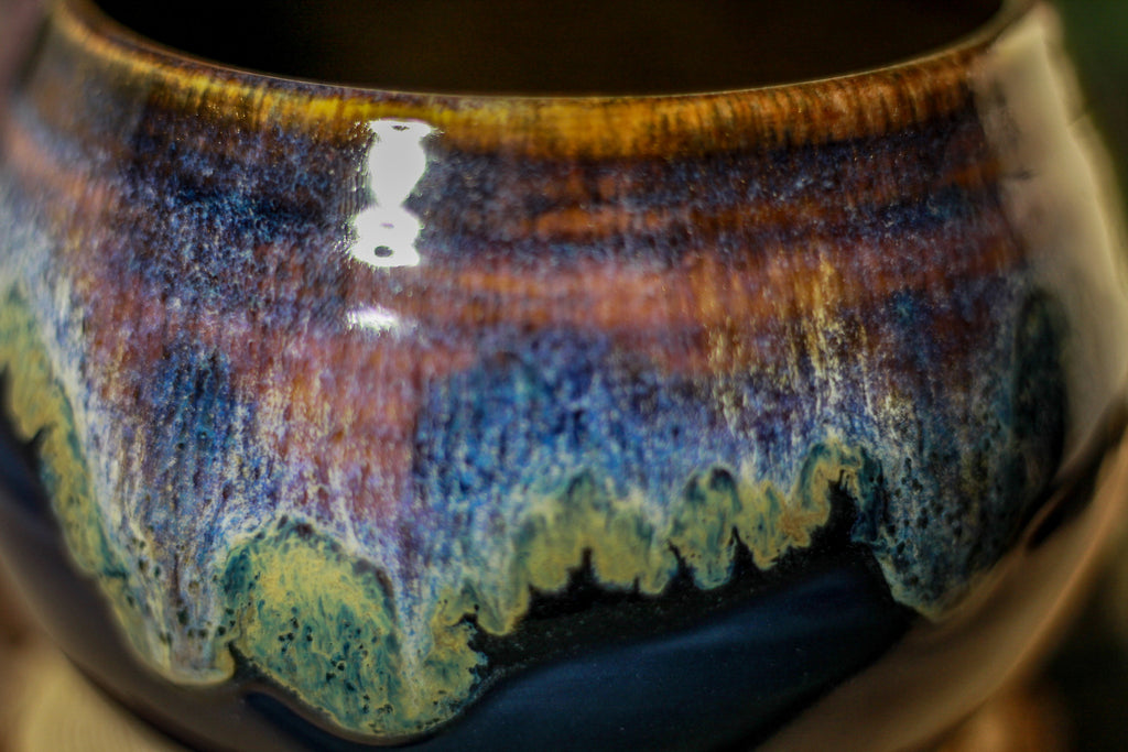 20-D Electric Wave Bowl, 22 oz.