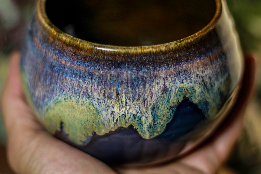 20-D Electric Wave Bowl, 22 oz.