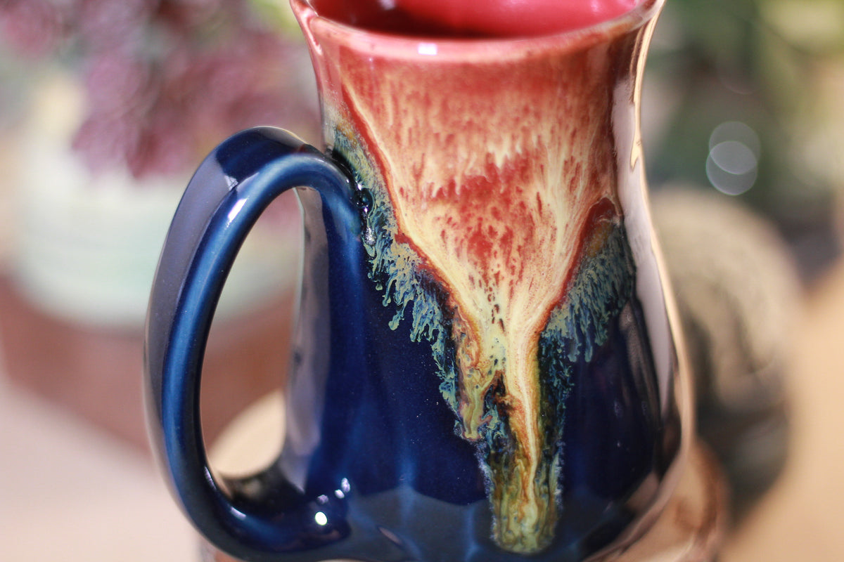 28-C Lava Falls Barely Flared Notched Crystal Mug - TOP SHELF, 13 oz